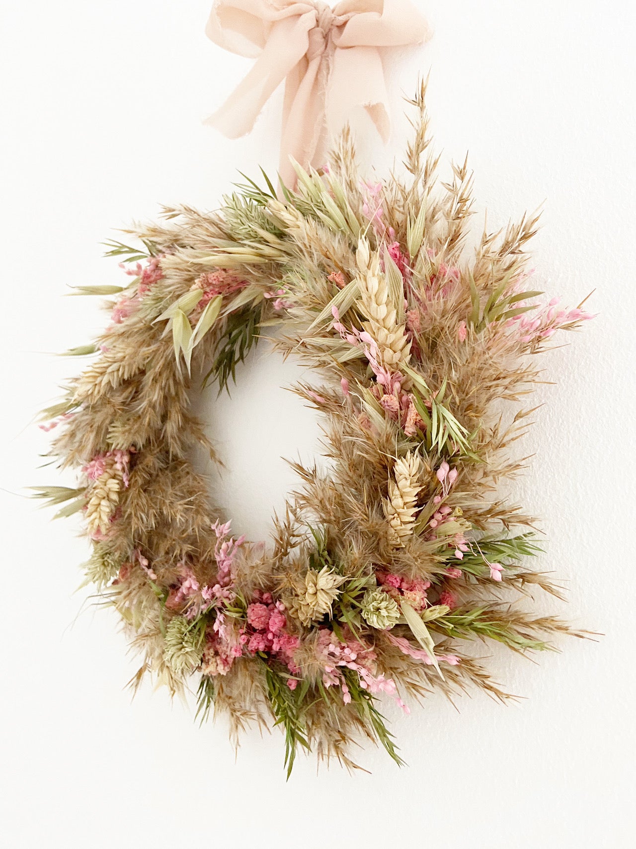 Couronne de fleurs séchées